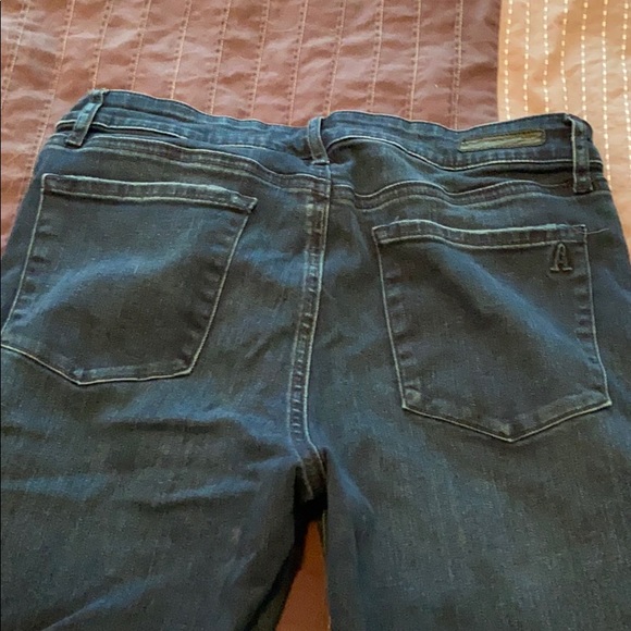 Jeans - Picture 3 of 4